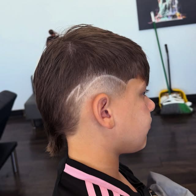 Kids mullet with a lightning design